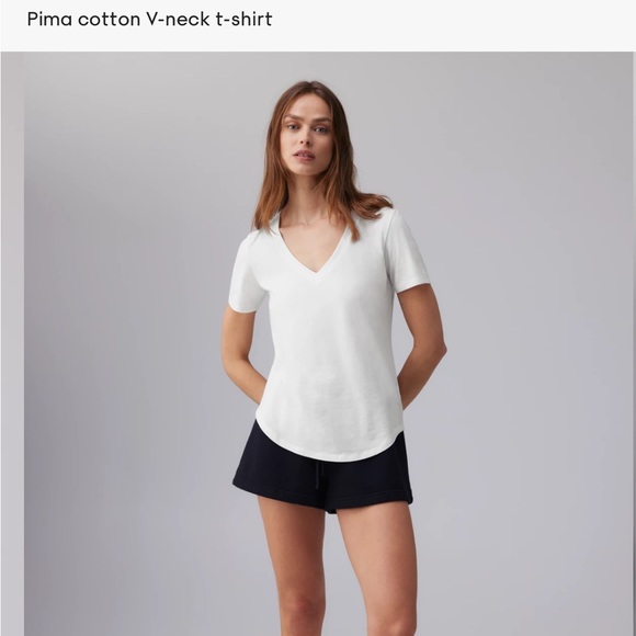 The Group by Babaton Foundation V-neck T-shirt, Size: XS, white - Picture 4 of 4